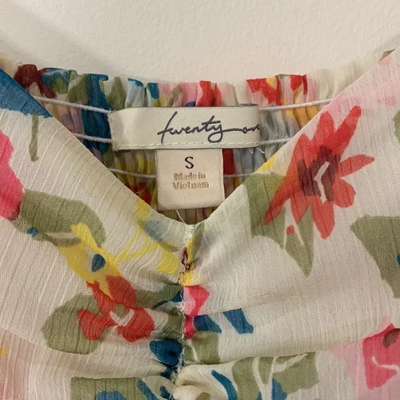 Forever 21 Spring Summer Floral Dress - Picture 3 of 5